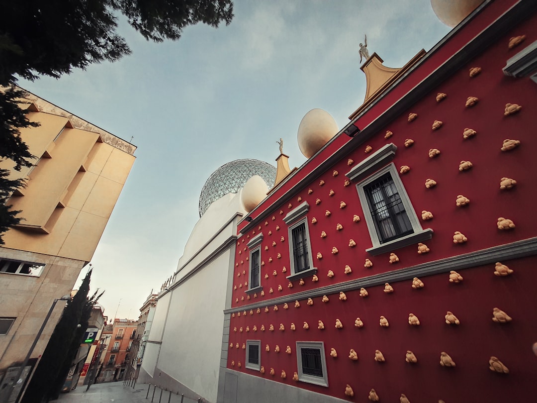 Scopri il Dalí Theatre Museum a Figueres, un gioiello della Catalonia - Figueres | Secret World Trip Planner
