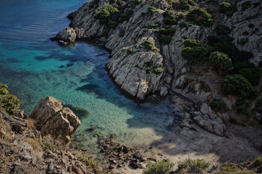 Cap de Creus: 카탈루냐의 자연 그대로의 아름다움 - Port Lligat | Secret World Trip Planner