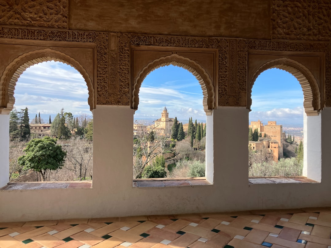 Descubra o Generalife de Granada: Um Paraíso de História e Beleza | Secret World Trip Planner