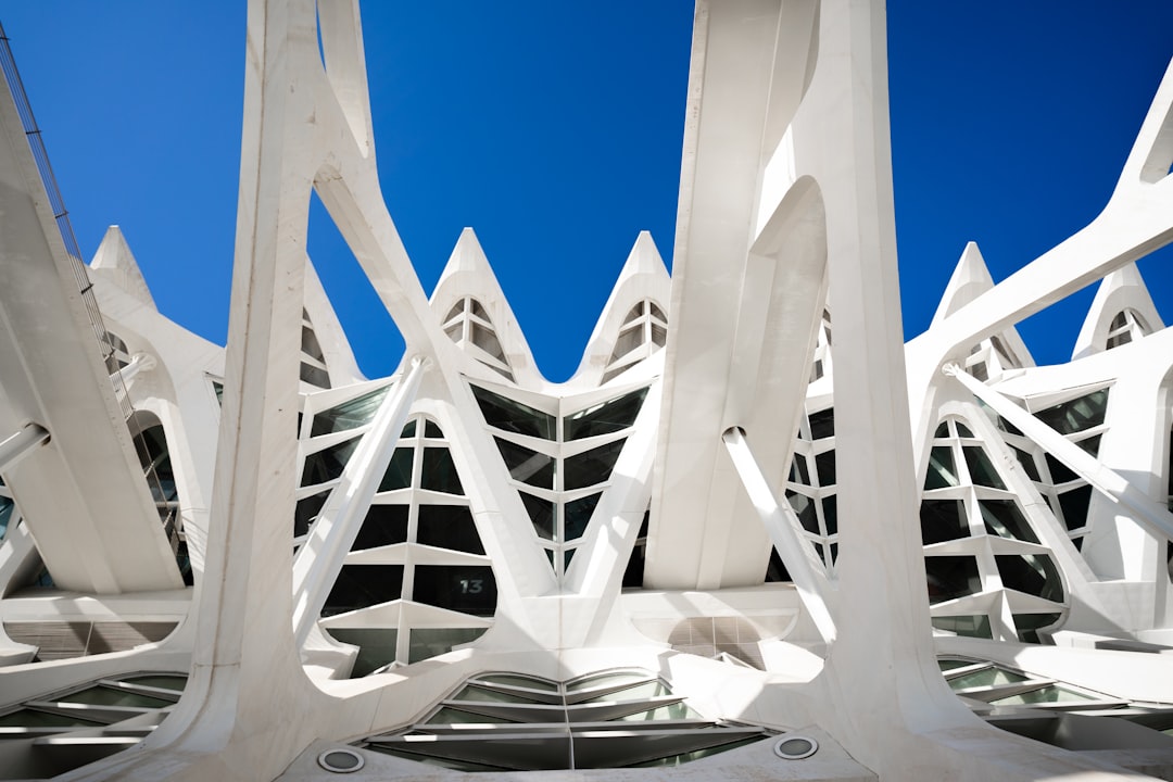 Entdecken Sie die Stadt der Künste und Wissenschaften in Valencia | Secret World Trip Planner