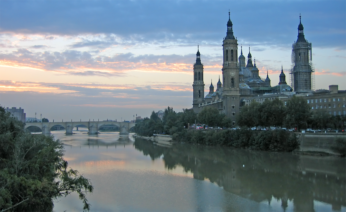 Entdecken Sie die Basilika von Zaragoza: Ein Juwel Aragonas - Ivars d'Urgell | Secret World Trip Planner