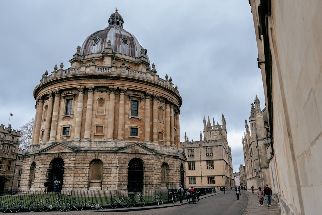 Scopri la Bodleian Library di Oxford: un tesoro culturale - Q733+QQ Clacton-on-Sea | Secret World Trip Planner