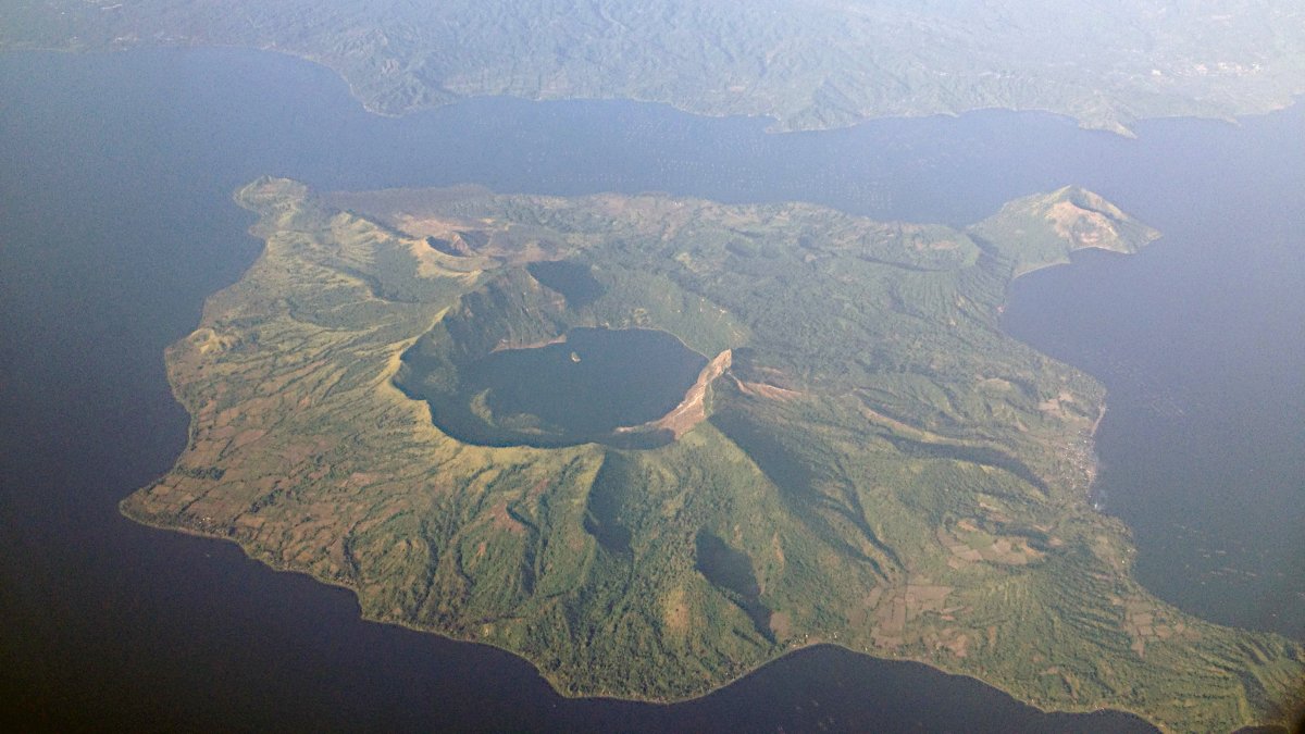 タール山:バタンガスの魅力的な火山 - Monte Taal | Secret World Trip Planner