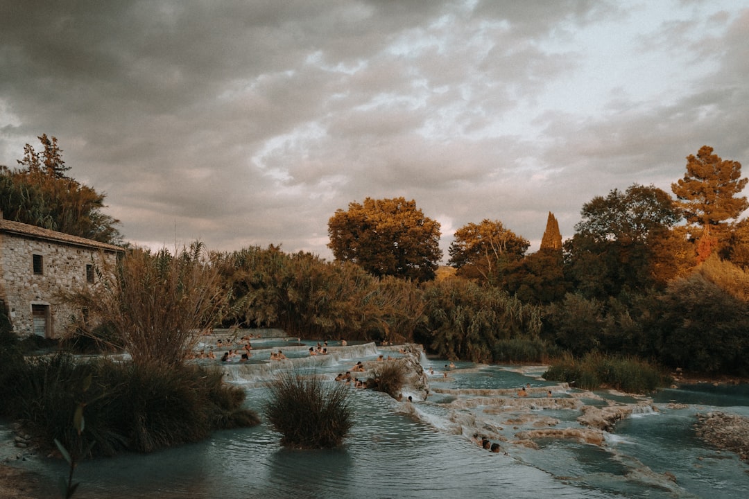 Termas de Saturnia: Um Refúgio de Relaxamento na Toscana - 58014 Terme di Saturnia GR | Secret World Trip Planner