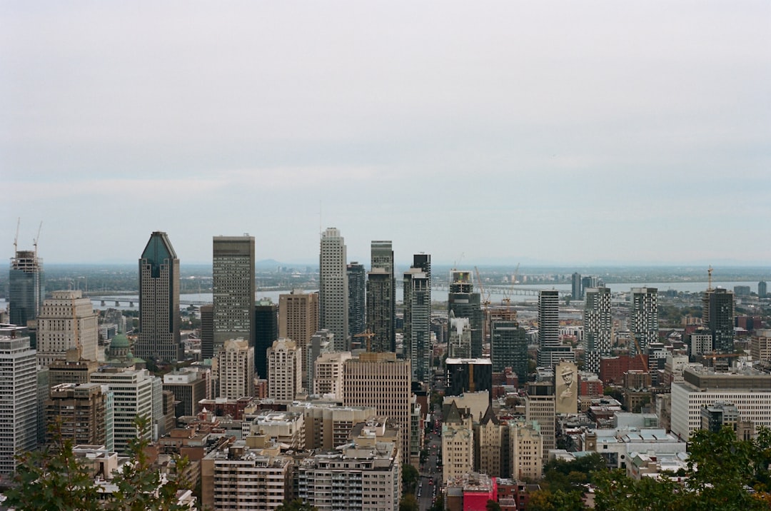 몬트리올 미술관: 역사와 예술의 궁전 - Montréal | Secret World Trip Planner