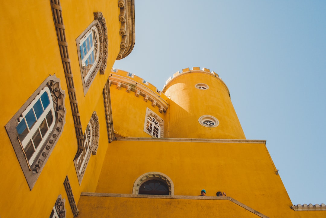 Palacio Nacional da Pena: Un Sueño Arquitectónico en Sintra — Estrada da Pena