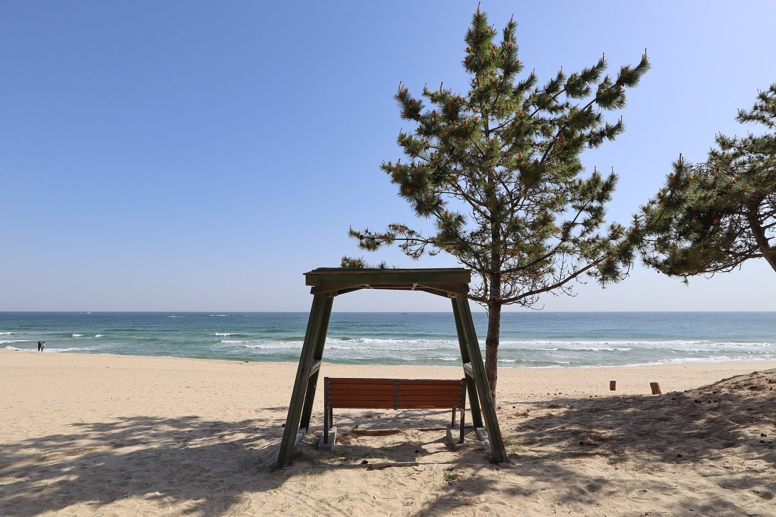 Découvrez Jumunjin Beach : Un Paradis Caché en Corée du Sud - 강릉시 | Secret World Trip Planner