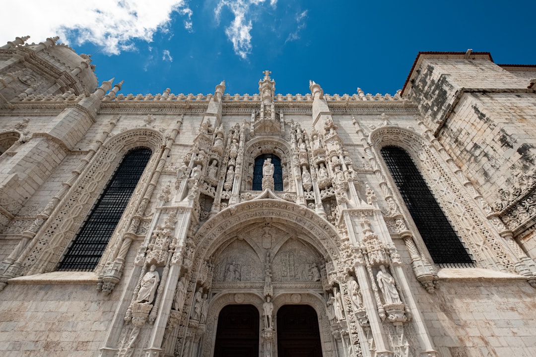 Entdecken Sie das Mosteiro dos Jerónimos in Lissabon | Secret World Trip Planner