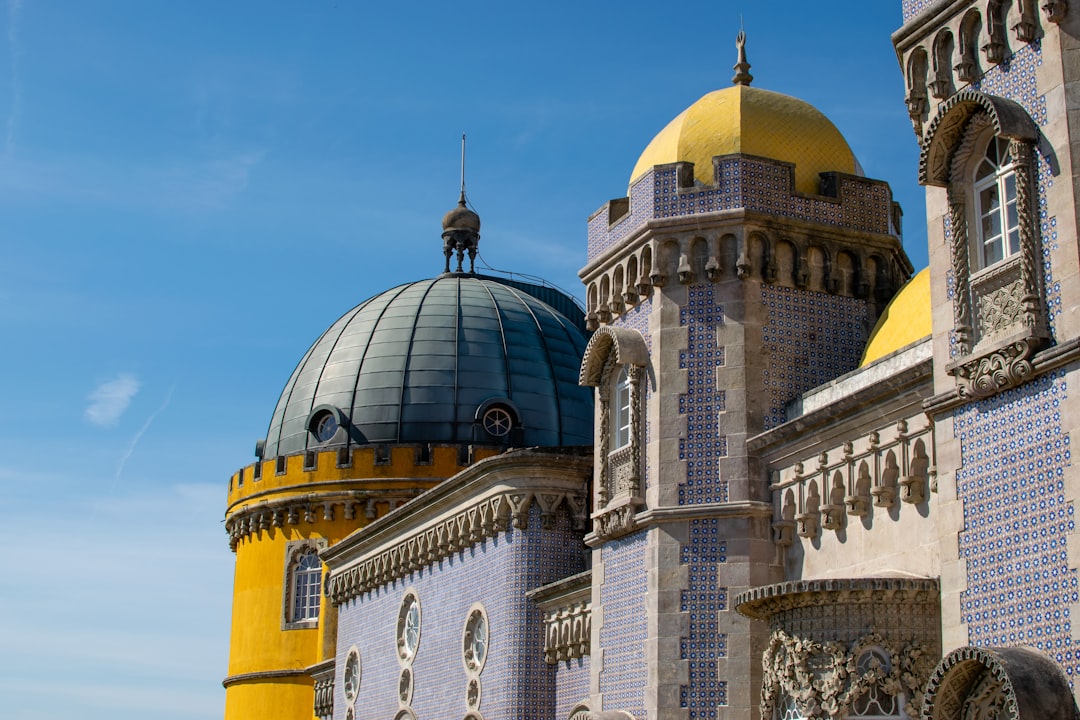Descubra o Palácio da Pena: uma joia romântica em Sintra | Secret World Trip Planner