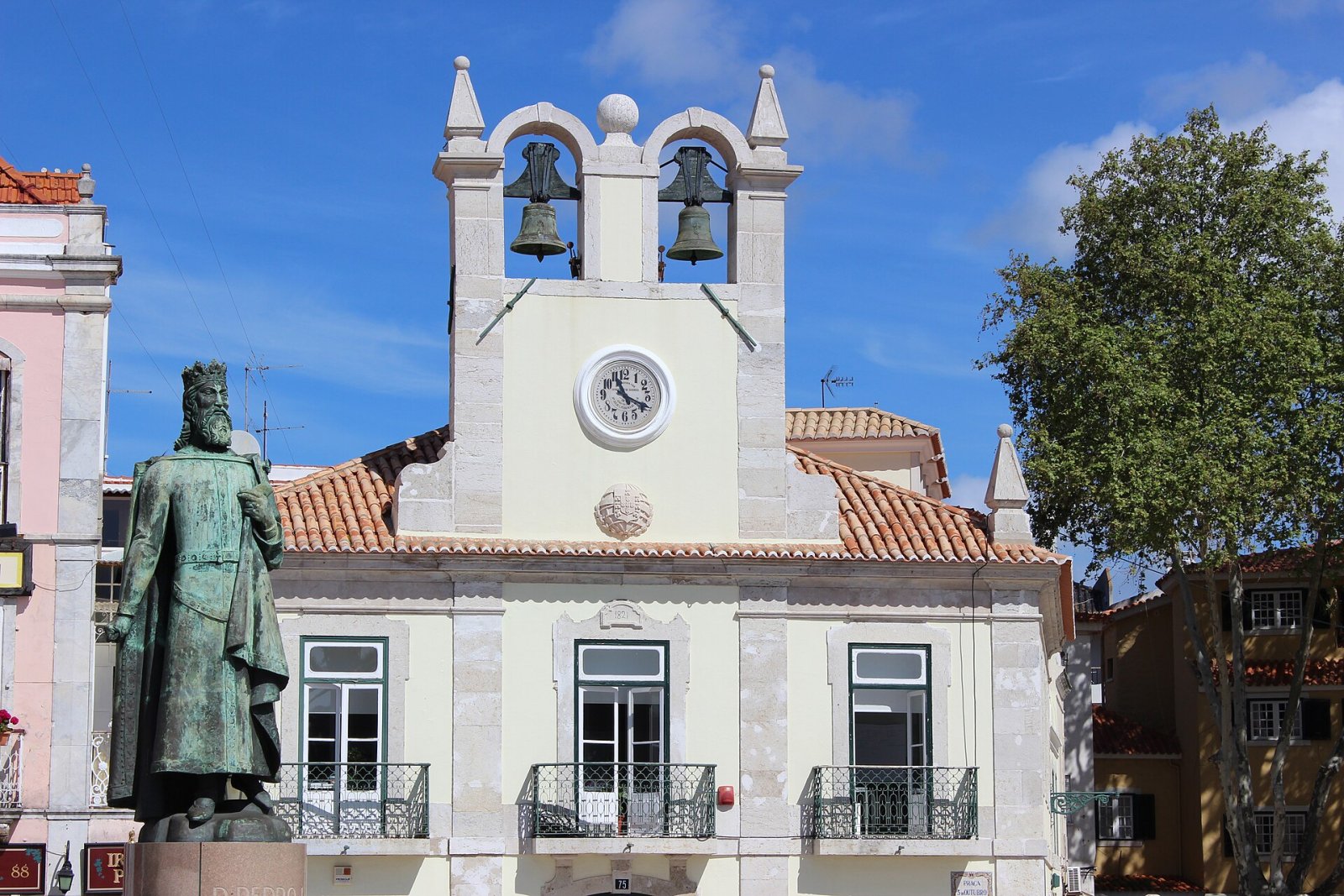 Descubre Cascais Old Town: una joya de la cultura portuguesa | Secret World Trip Planner