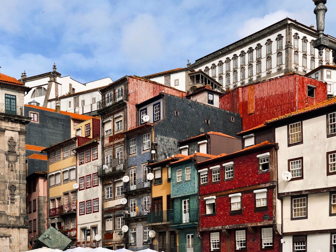 Descubra Porto Ribeira: História e Belezas da Capital do Norte | Secret World Trip Planner