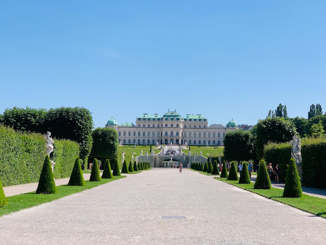 Descubra o Belvedere de Viena: um tesouro cultural austríaco - Wien | Secret World Trip Planner
