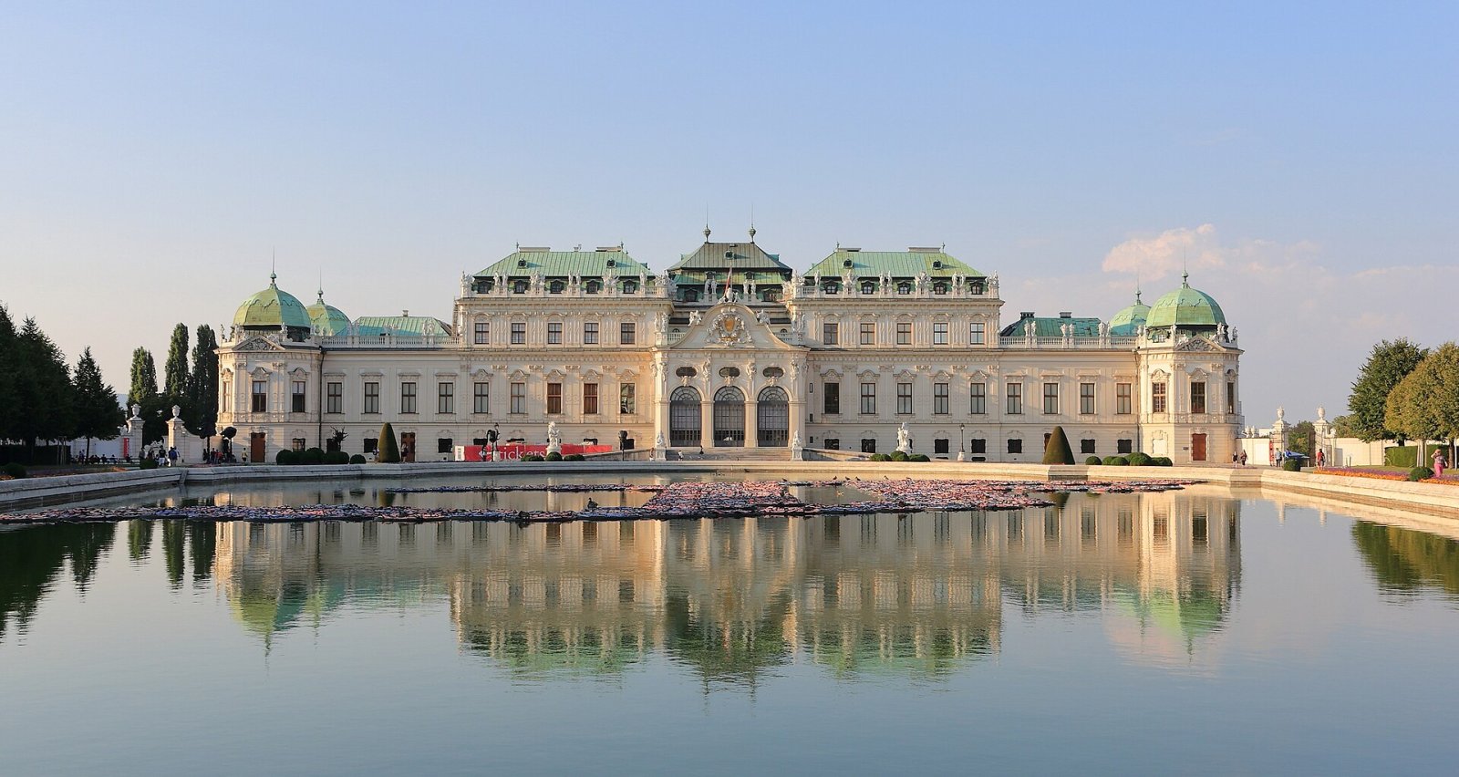 ウィーンのベルヴェデーレを発見する：オーストリアの文化的宝物 - Wien | Secret World Trip Planner