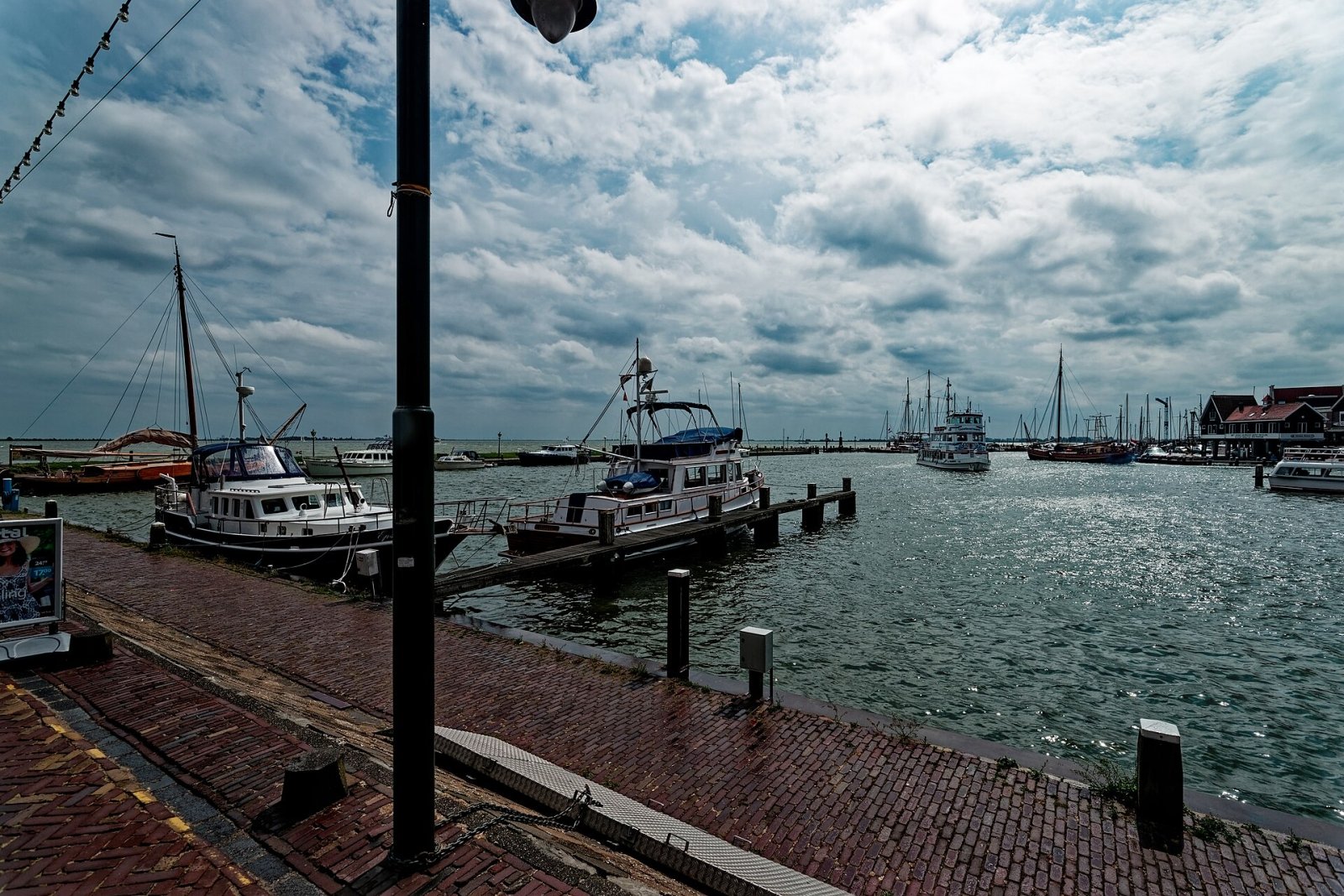 Volendam: A joia da Zuiderzee entre tradição e modernidade - Volendam | Secret World Trip Planner