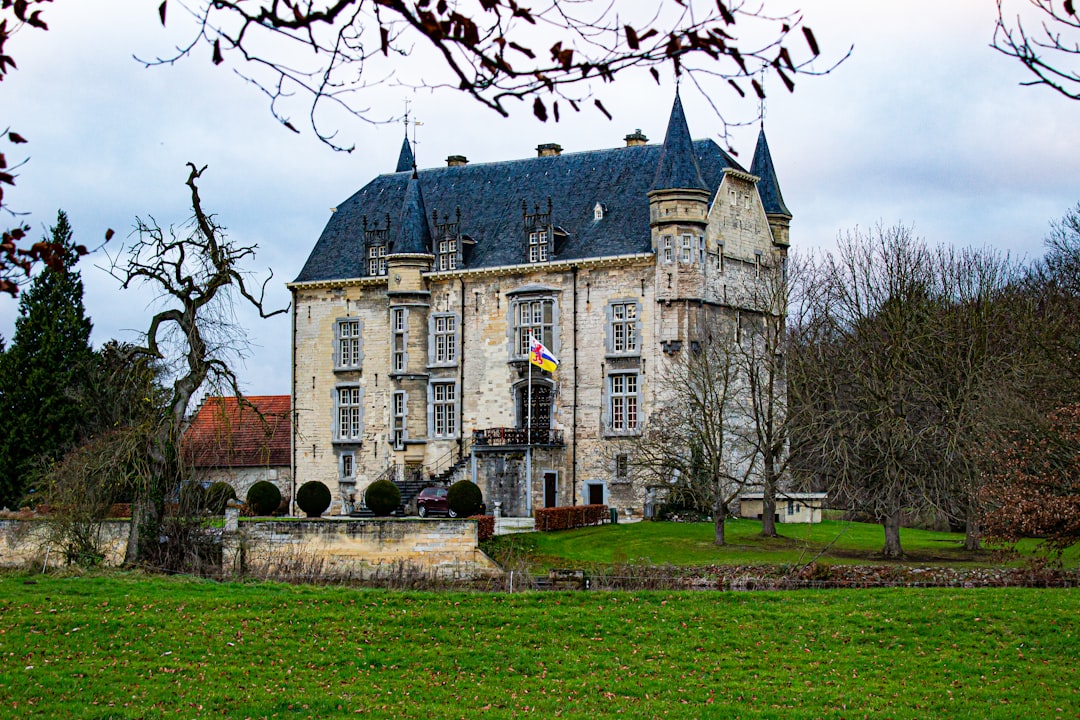 Entdecken Sie das Valkenburg Castle: Geschichte und Schönheit in Limburg - Valkenburg | Secret World Trip Planner