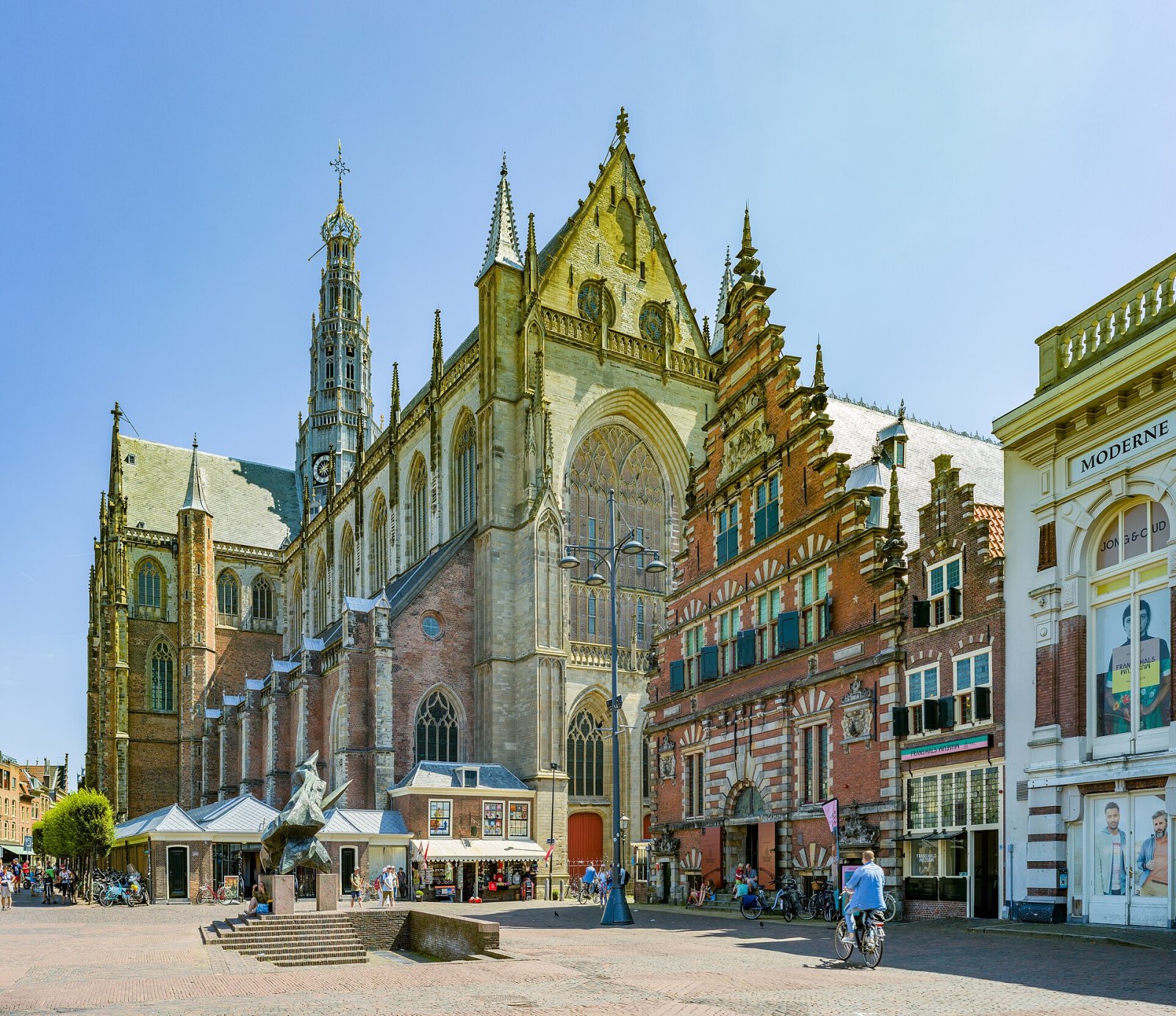发现哈勒姆大教堂：荷兰的文化瑰宝 - Haarlem | Secret World Trip Planner