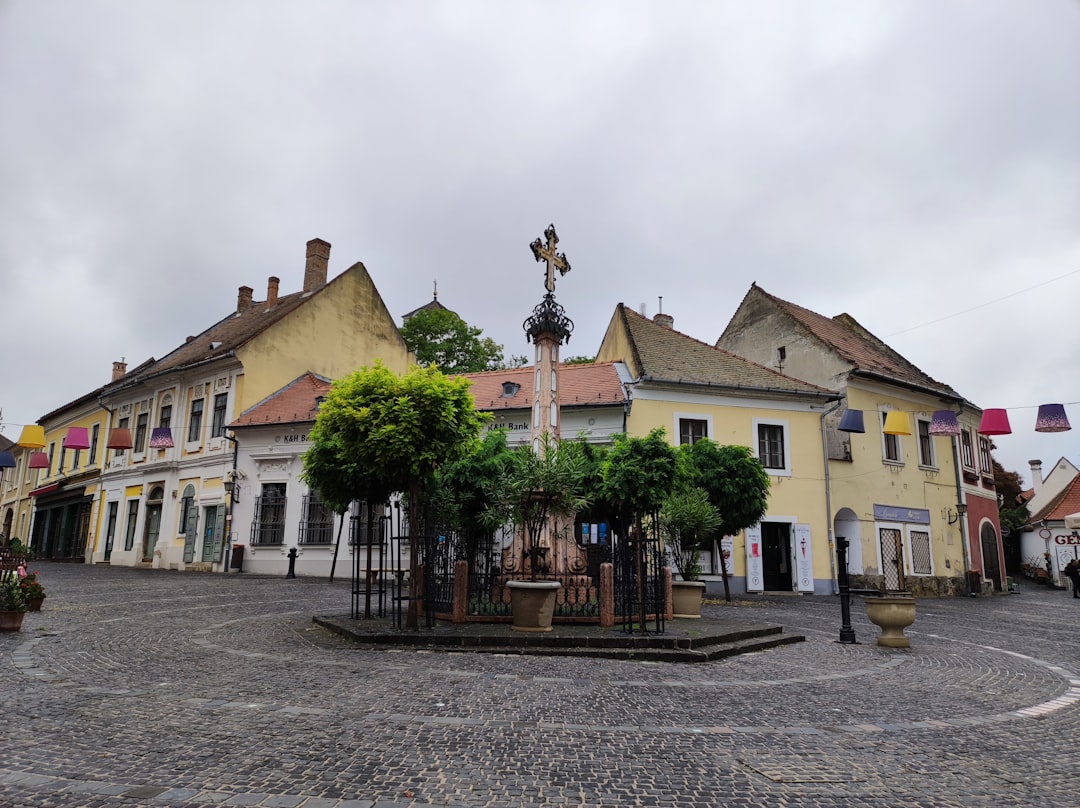 Descubra Szentendre: a Vila dos Artistas na Hungria - Szentendre | Secret World Trip Planner