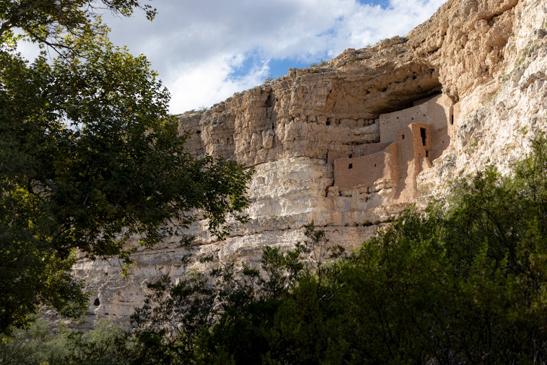 Monumento Nacional de Ruinas Aztecas: Tesoros de arquitectura antigua - Aztec | Secret World Trip Planner