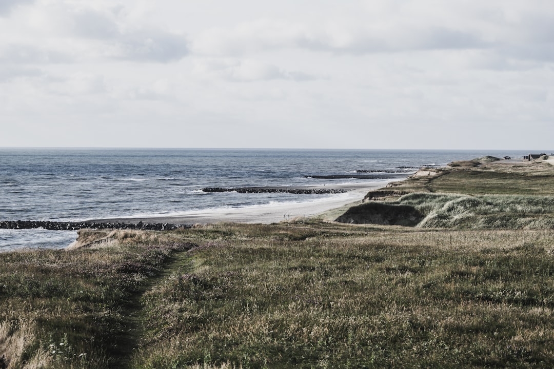 Descubre Stoubjerg: la encantadora colina de Dinamarca - 4JW7+HP Silkeborg | Secret World Trip Planner