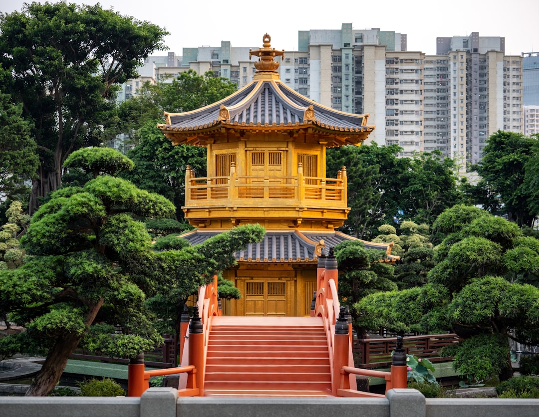 Jardín Nan Lian: un oasis de tranquilidad en Hong Kong - Fung Tak Rd | Secret World Trip Planner