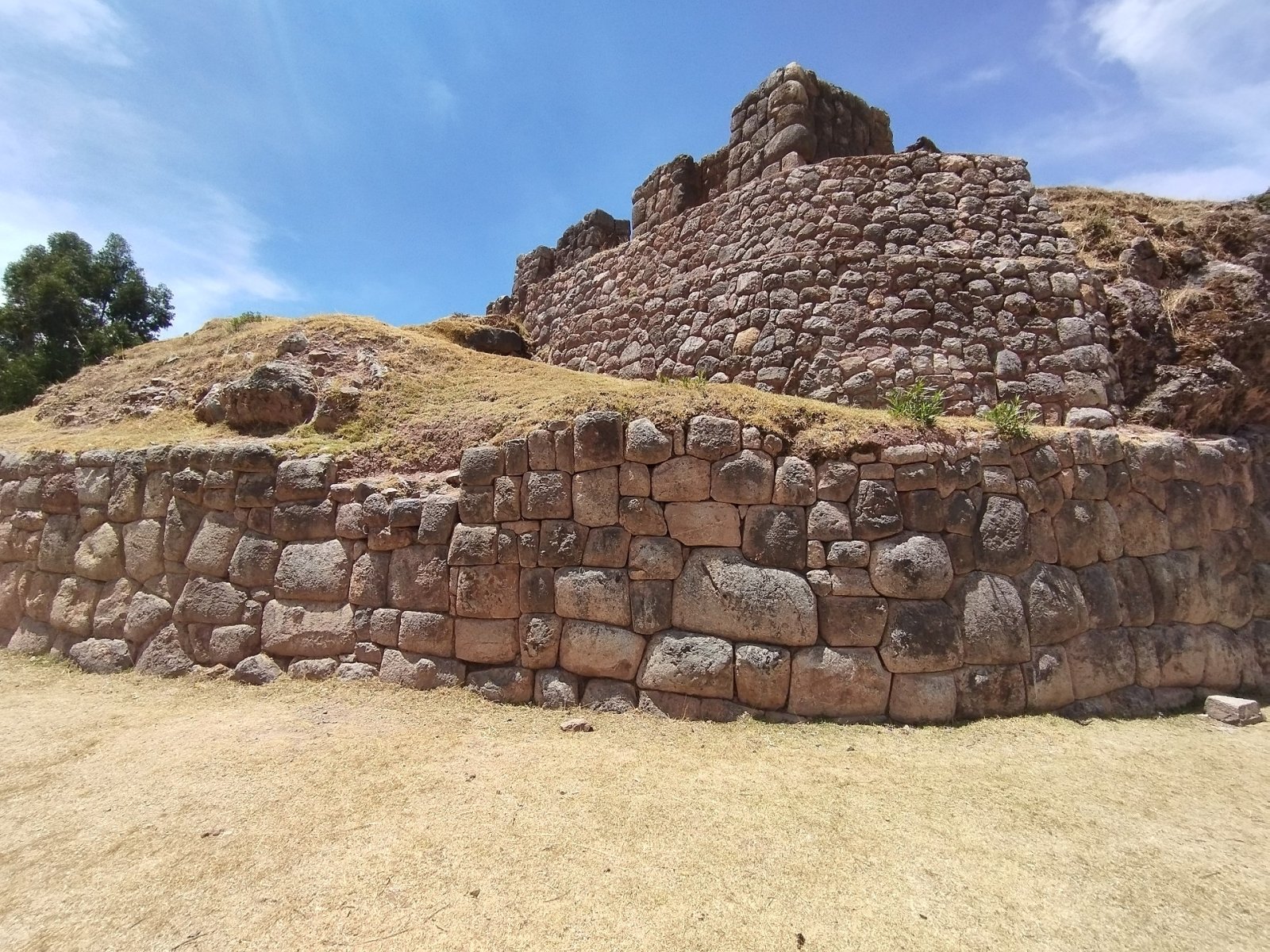 Explorez le site archéologique RumiWasi au Pérou - Cusco | Secret World Trip Planner