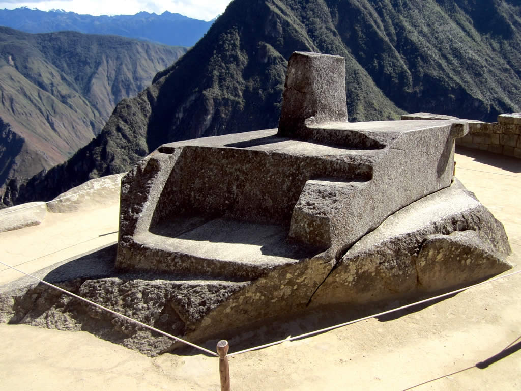 Intihuatana: Un viaje en el corazón de la historia peruana — Vischongo