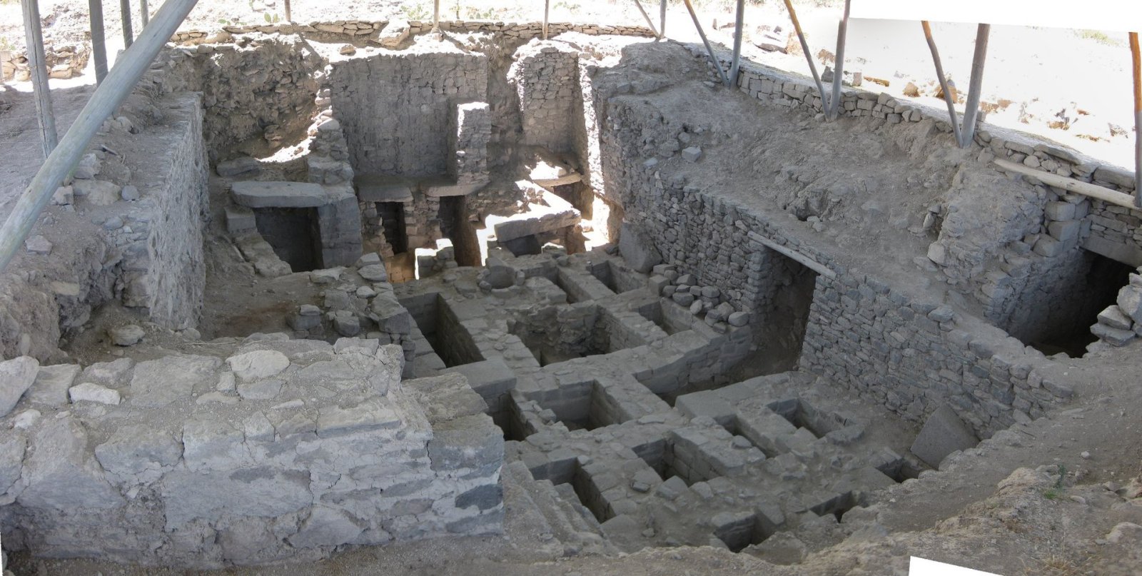 Entdecken Sie das archäologische Komplex Wari in Peru - La Vega | Secret World Trip Planner