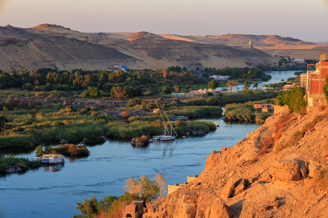 Descubre Gebel Ribdab: Un Paraíso Natural en Egipto | Secret World Trip Planner