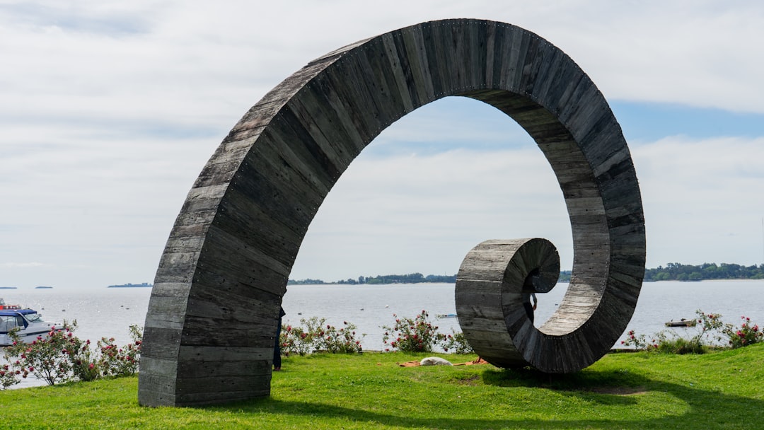 Sculptures en Mer : Art et Nature à Surry Hills - 302/61 Marlborough St | Secret World Trip Planner