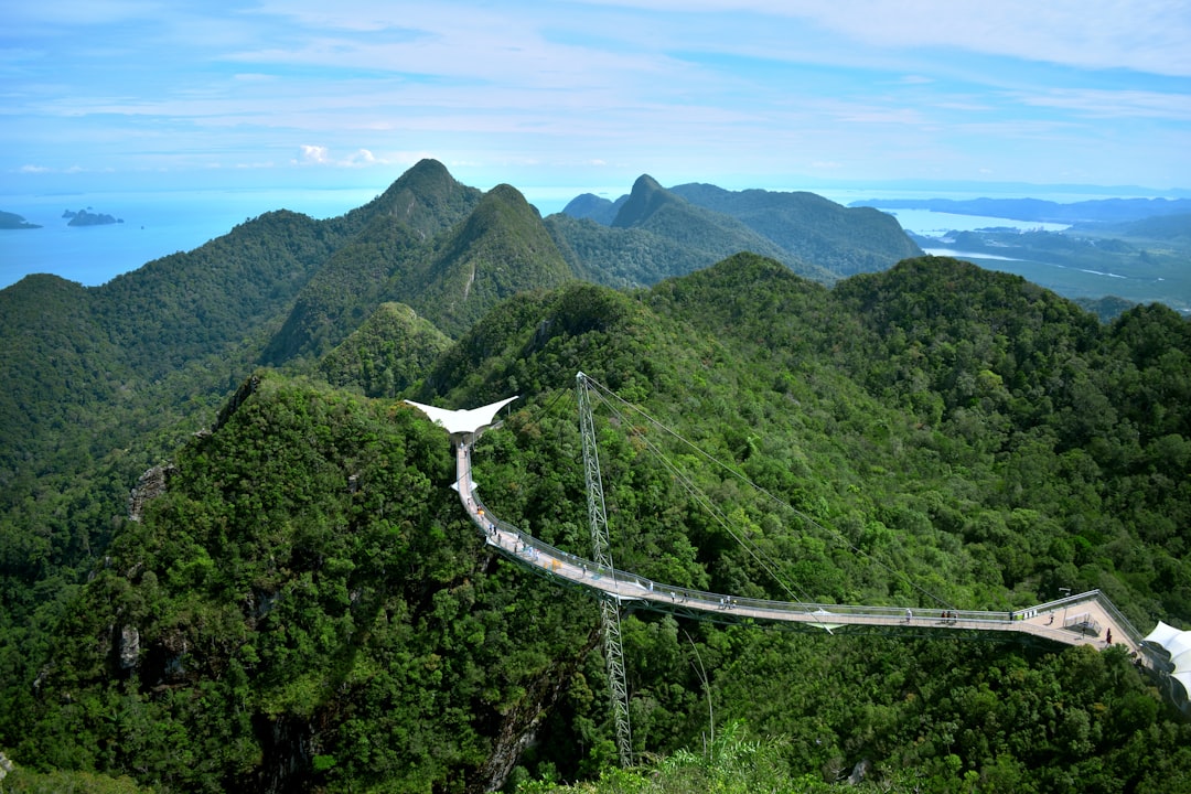 Descubre la belleza natural de Gunong Karak en Malasia | Secret World Trip Planner