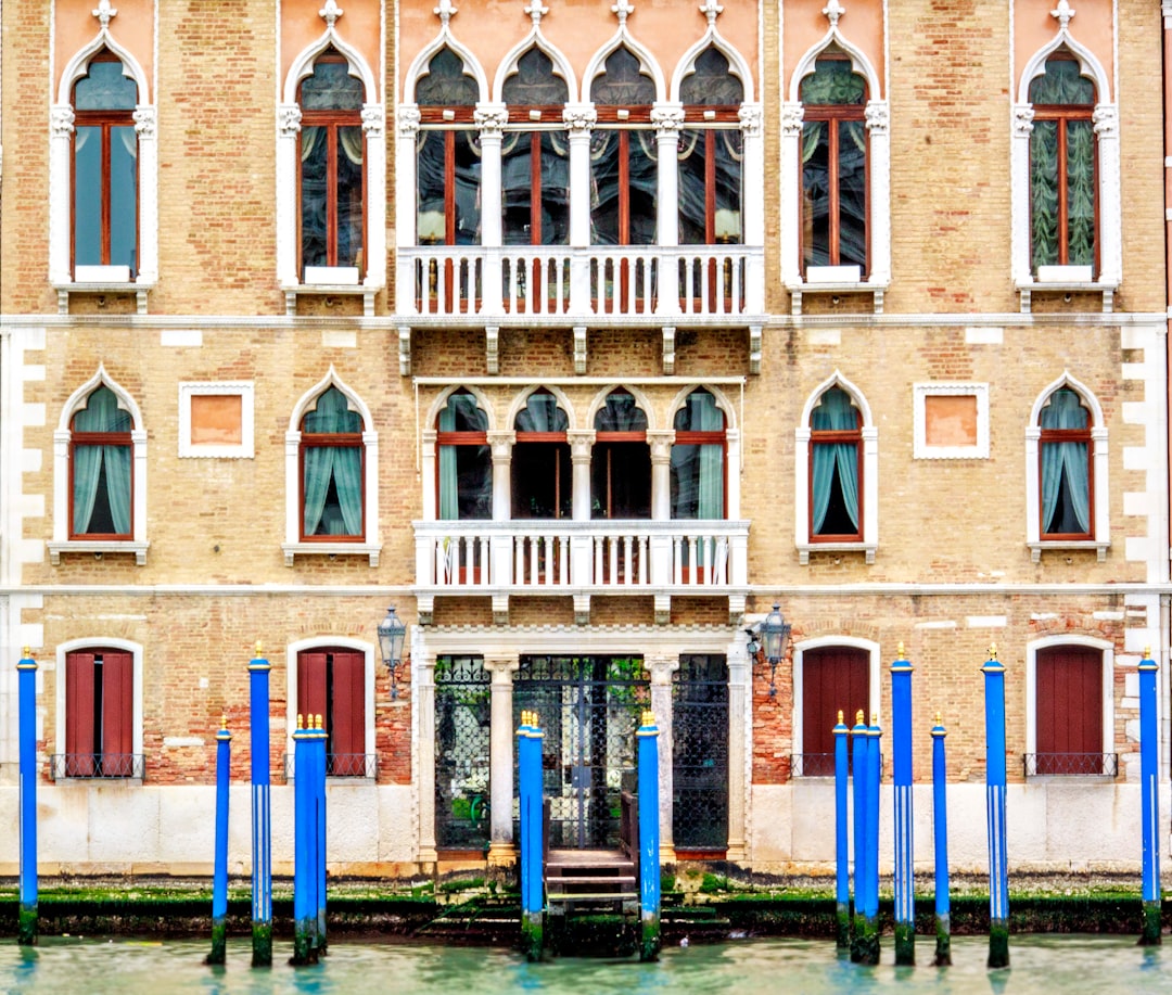 Secret World vs TripIt : La Meilleure App pour Venise 2026 - Venezia | Secret World Trip Planner