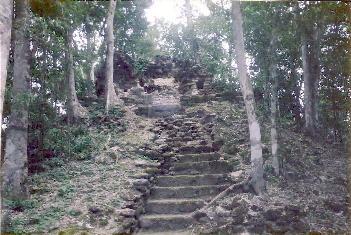 Nakbé: il mistero dell'antica civiltà Maya in Guatemala - La Gloria | Secret World Trip Planner
