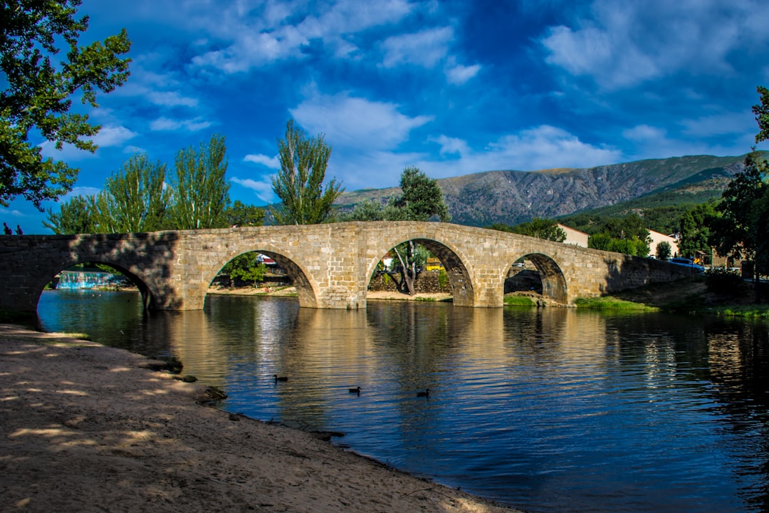 A Ponte do Rio Morja: Um Amor em Honduras - El Paraiso | Secret World Trip Planner