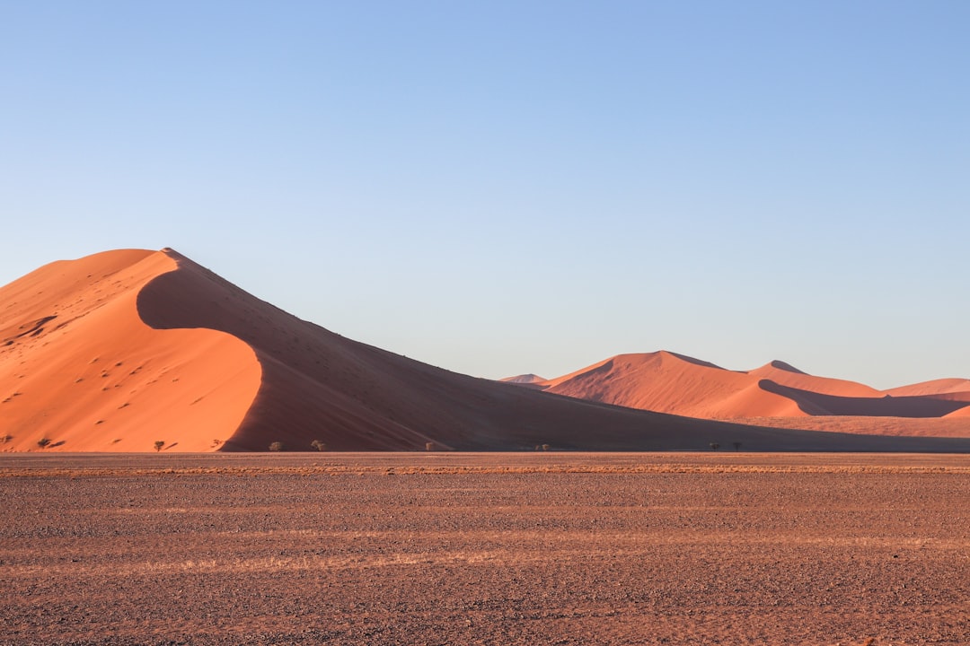 Дюна 45 Соссусвлей: Магия Намибийской Пустыни - Dune 45 Sossusvlei | Secret World Trip Planner