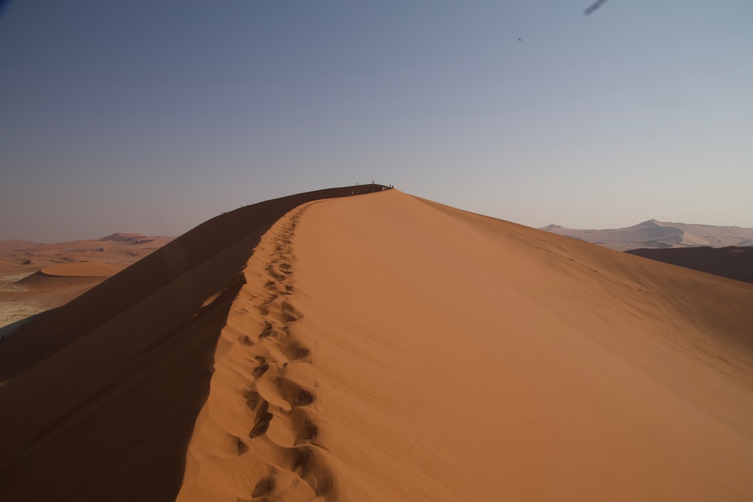 沙丘45索苏斯弗雷:纳米比亚沙漠的魅力 - Dune 45 Sossusvlei | Secret World Trip Planner