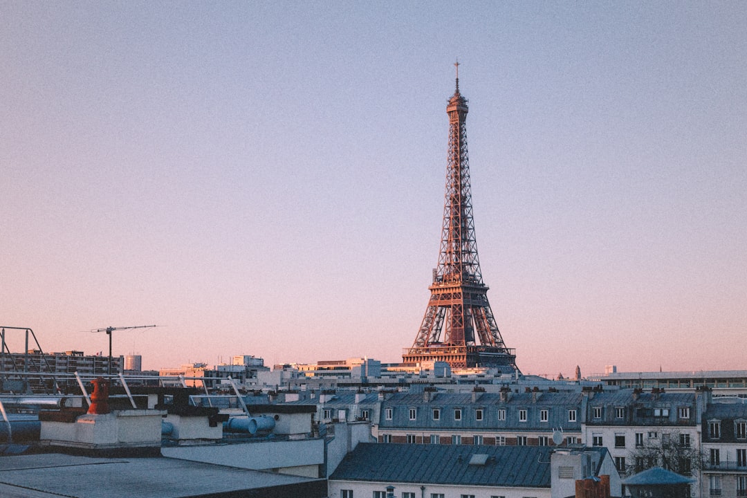 O Fim de Semana Perfeito em Paris: Roteiro com IA - Parigi | Secret World Trip Planner
