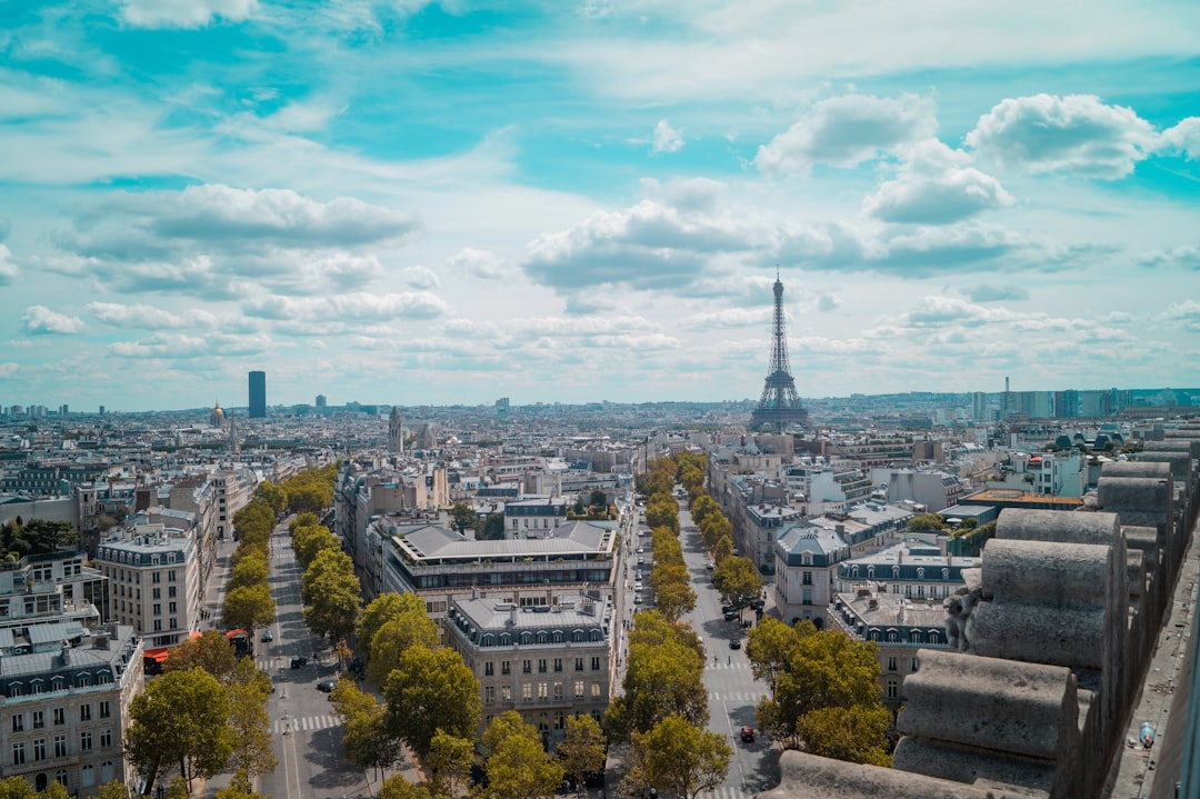 O Fim de Semana Perfeito em Paris: Roteiro com IA - Parigi | Secret World Trip Planner