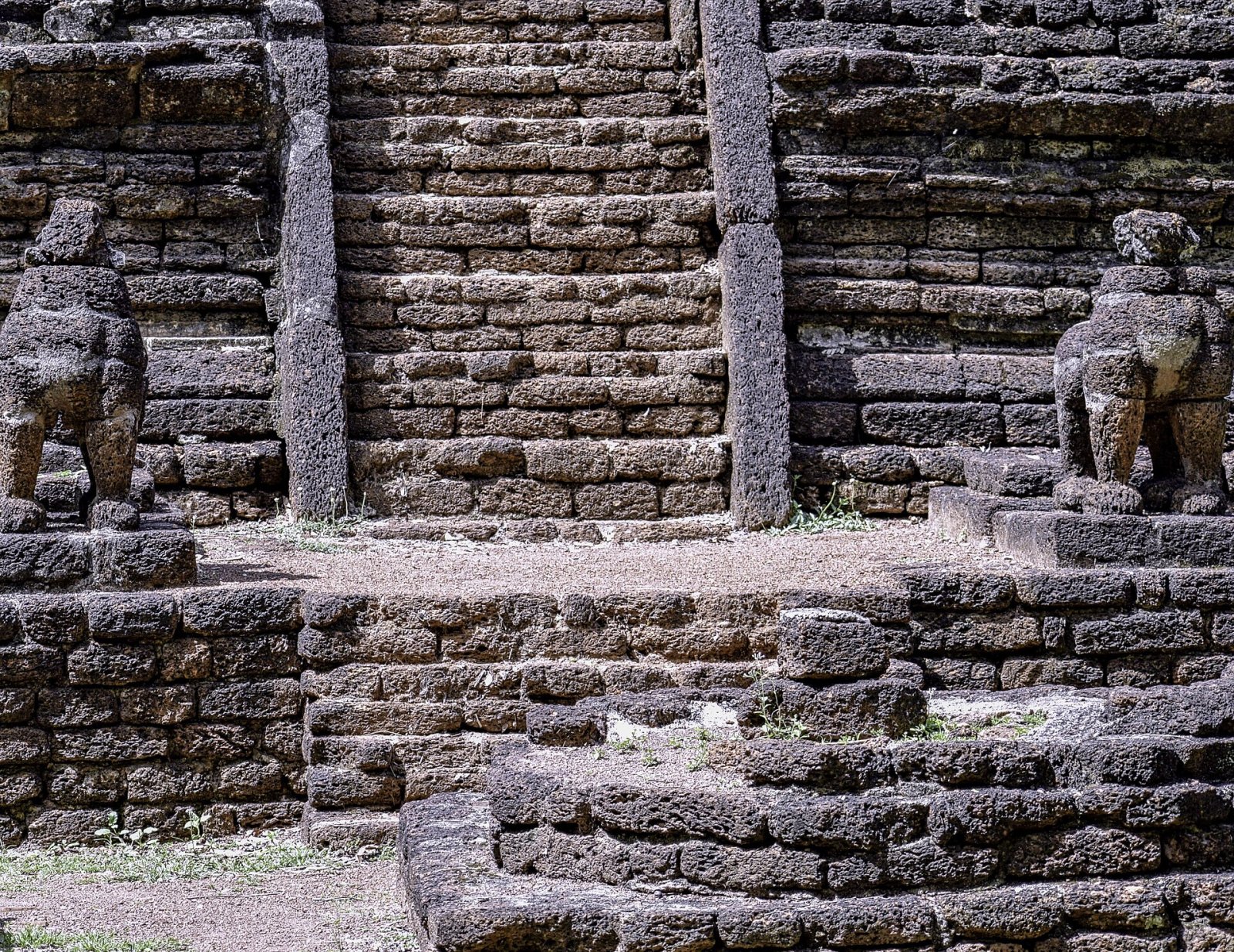 Wat Chang Rop: un tesoro histórico de Tailandia - Mueang Sukhothai District | Secret World Trip Planner