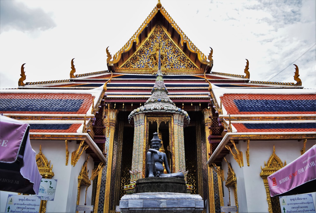 探索泰国的华富里大寺 - Si Satchanalai District | Secret World Trip Planner
