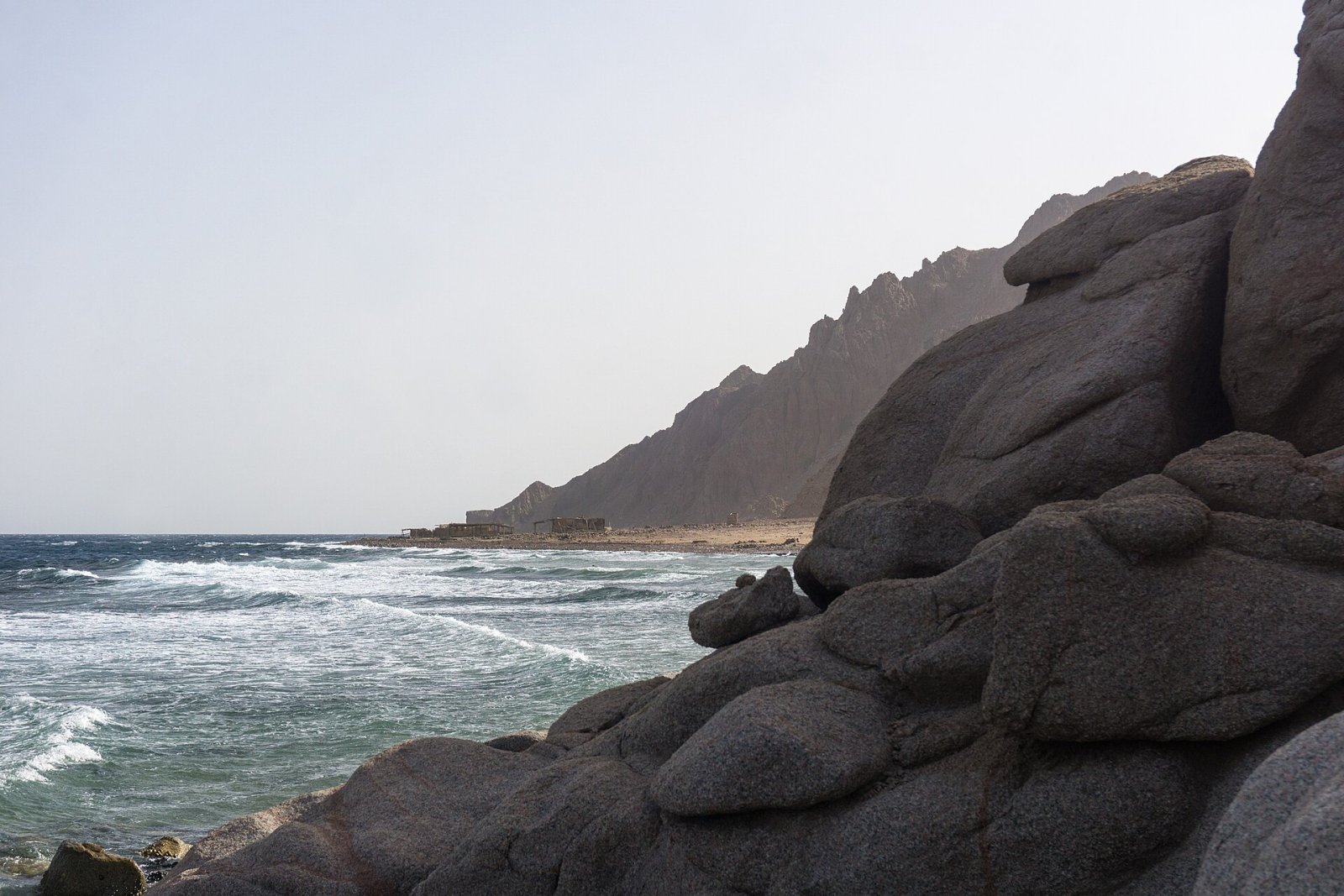 Descubre Abu Ras: un rincón de naturaleza en Egipto | Secret World Trip Planner