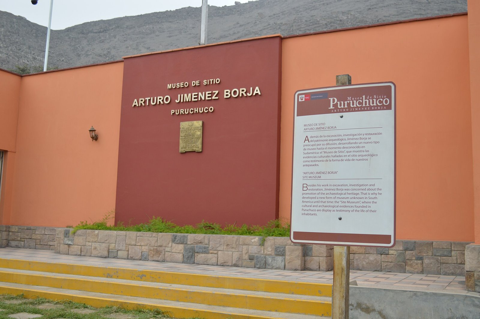 Besuch des Museo de Sitio Arturo Jiménez Borja in Puruchuco - Ate | Secret World Trip Planner