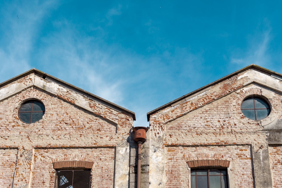 Scoprire i Vini di Torino: Barolo e Altre Meraviglie - Torino TO | Secret World Trip Planner