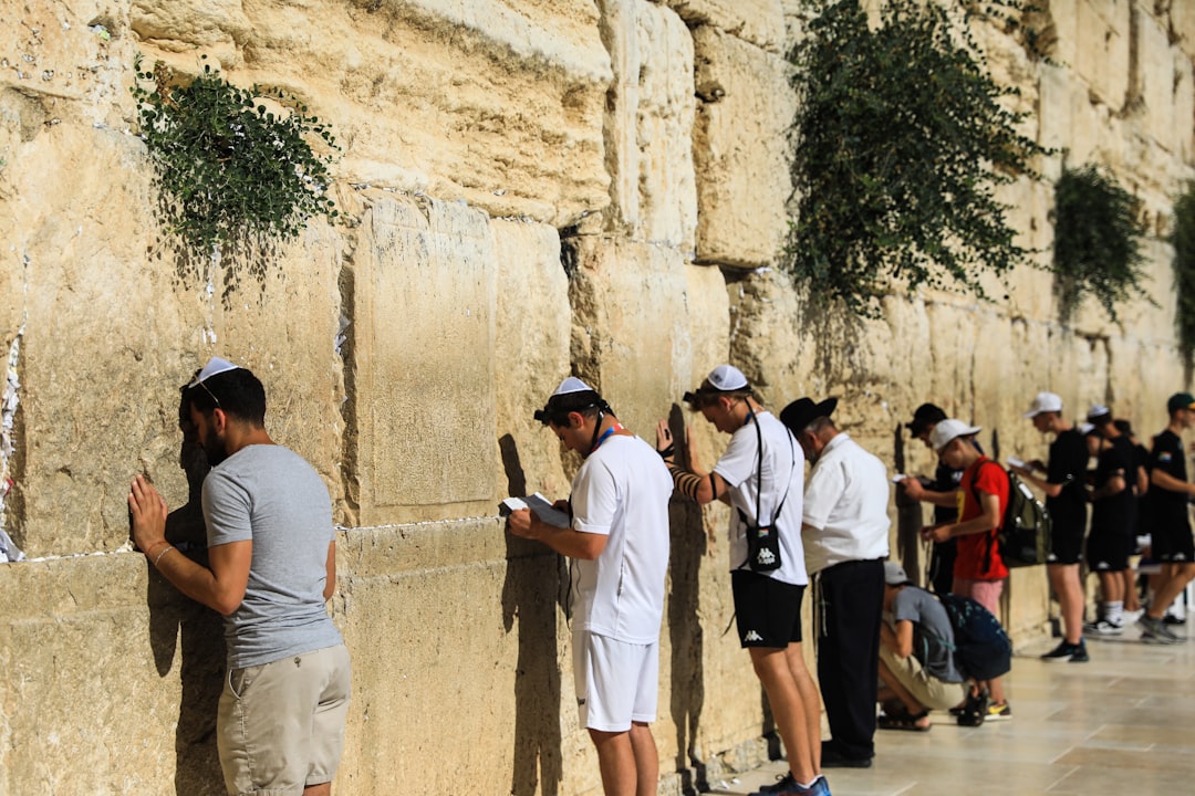 Западная стена: Священность и История Иерусалима - The Western Wall | Secret World Trip Planner