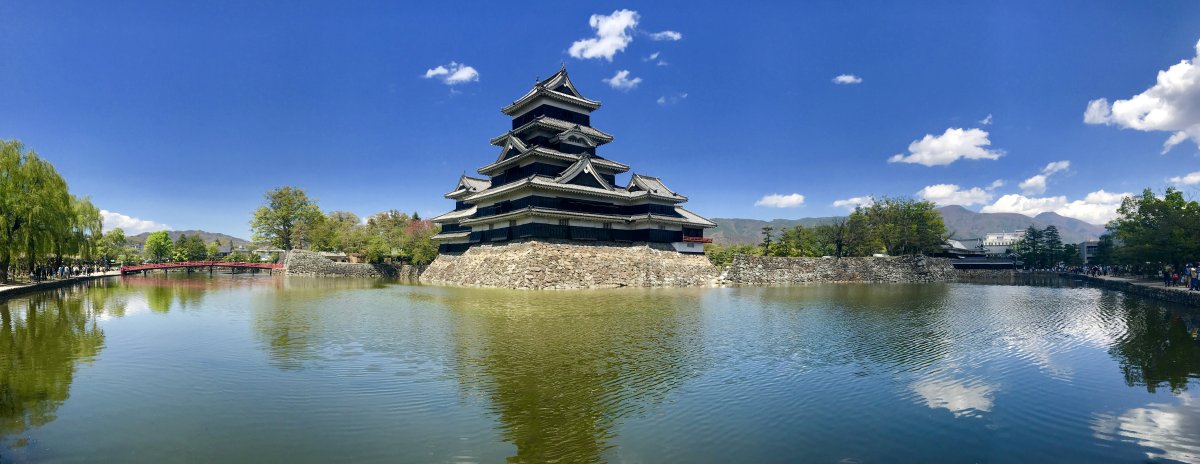 마츠모토 성: 일본 역사와 문화의 보물 - Matsumoto | Secret World Trip Planner