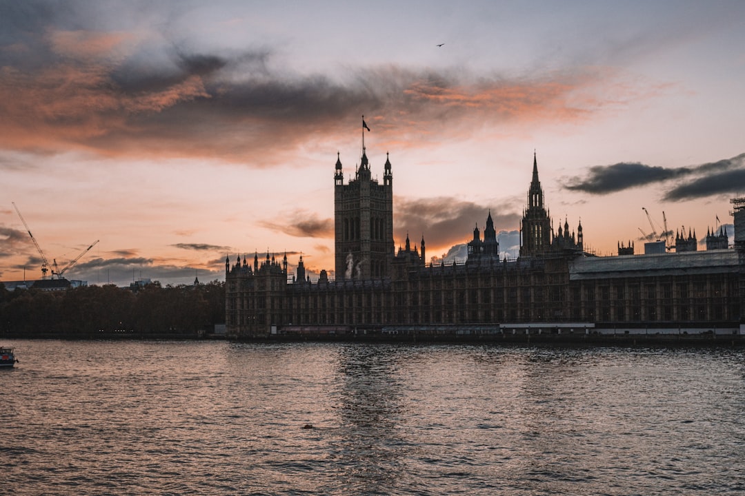 Секретный мир против TripIt: Какая апп лучше для Лондона? - Londra | Secret World Trip Planner