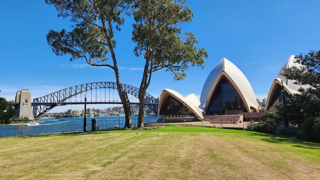 Königliche Botanische Gärten: Natur und Hafen von Sydney - Mrs Macquaries Rd | Secret World Trip Planner