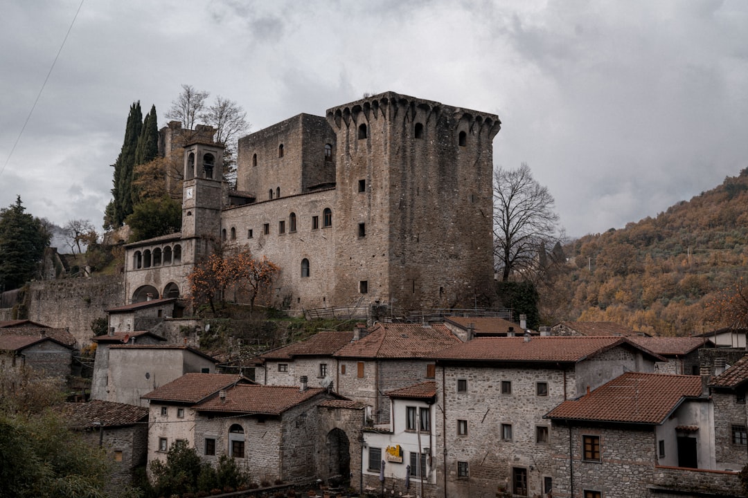 Castello di Sammezzano: Un Tesoro Nascosto in Toscana - 6 | Secret World Trip Planner