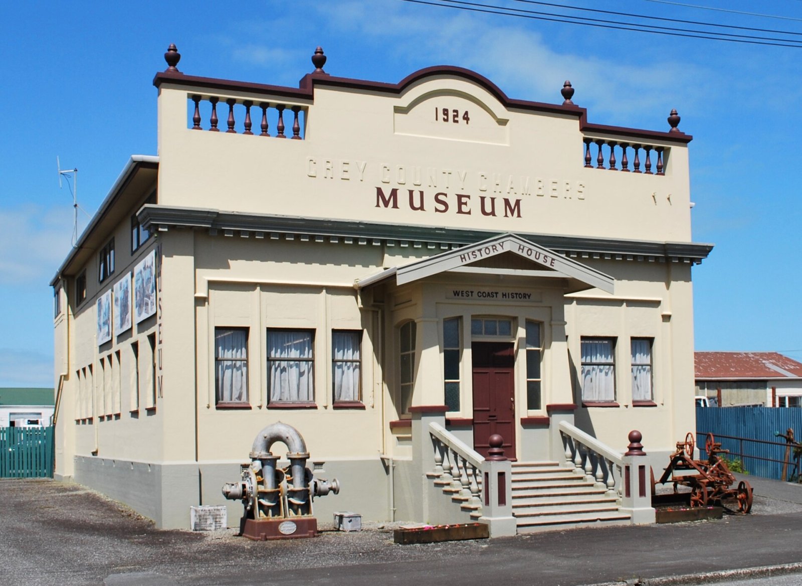 Explora la Historia de Nueva Zelanda en la History House - Greymouth | Secret World Trip Planner