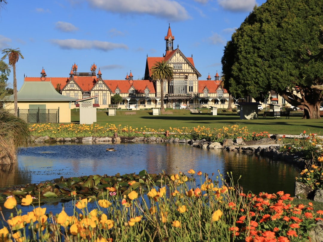Découvrez le Mémorial de Guerre Sud-Africain à Rotorua - Rotorua | Secret World Trip Planner