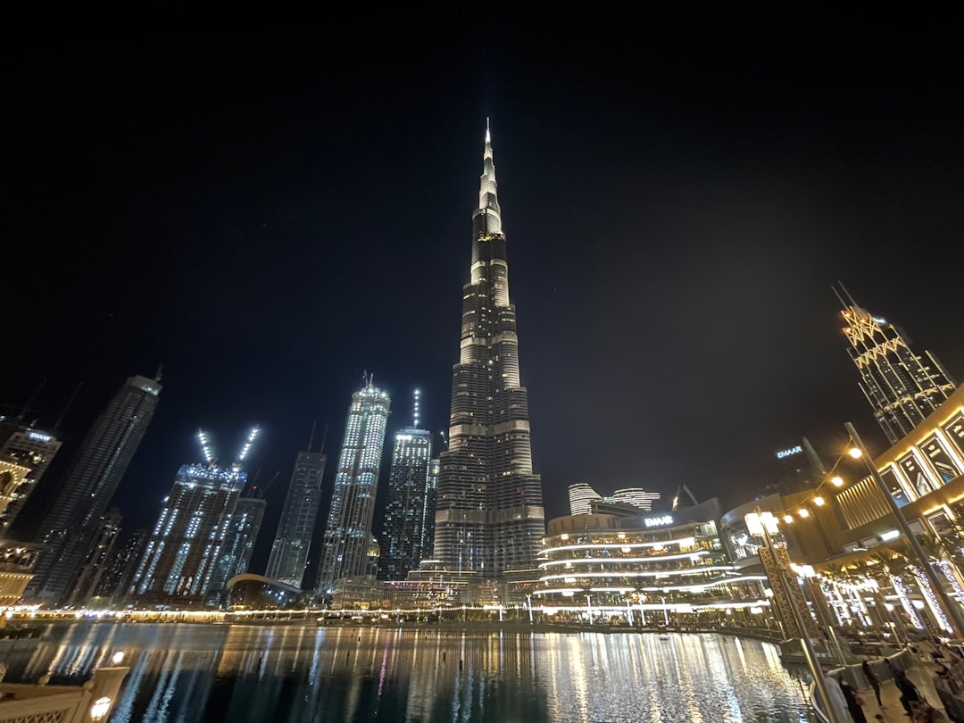Burj Khalifa: l'icona di Dubai che sfida il cielo | Secret World Trip Planner